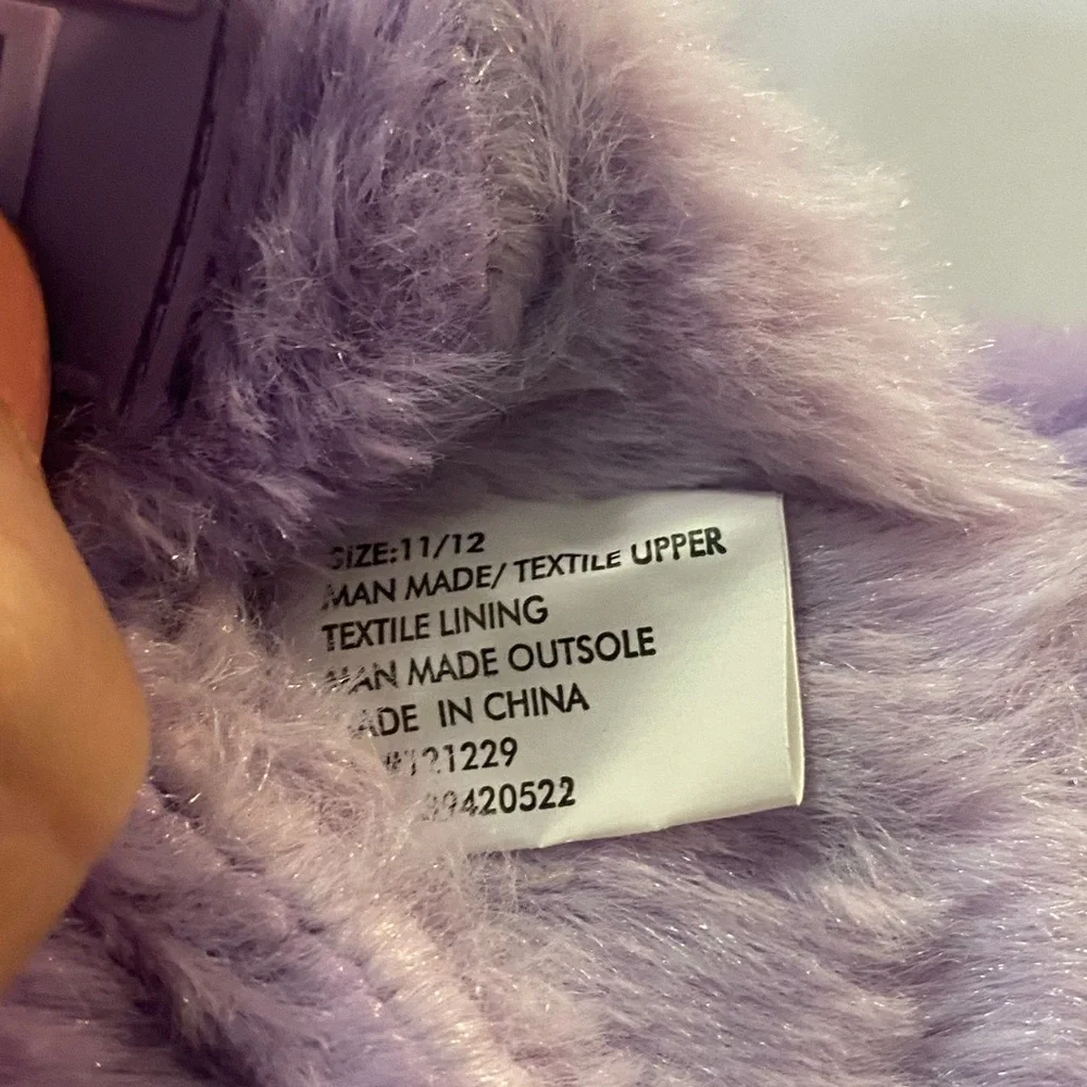 Bebe‎ Girls Purple Faux Fur Slides Slippers Logo Patch Size 11/12 NEW